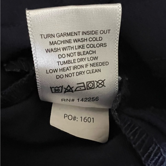 Figs Women’s Navy Blue Technical Collection Three Pockets Scrub Top Size X-Small - Picture 7 of 7